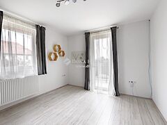 Eladó ház Budapest, III. kerület