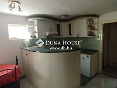 Eladó ház Lakitelek