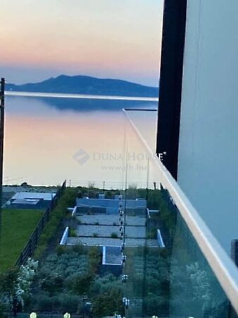 Eladó lakás Fonyód