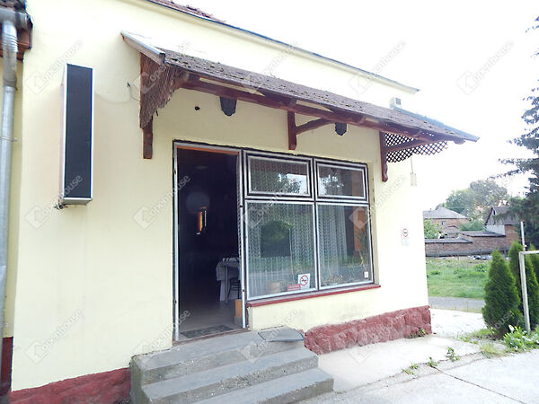 Eladó üzleti Szentgáloskér