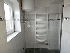 Eladó ház Véménd