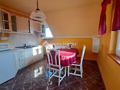 Eladó ház Lakitelek