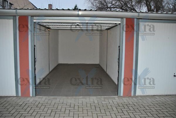 Eladó garázs Szeged