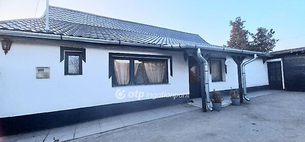 Eladó ház Jászjákóhalma