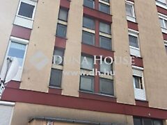 Eladó lakás Pécs