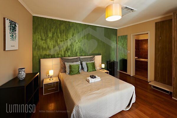 Eladó üzleti Esztergom