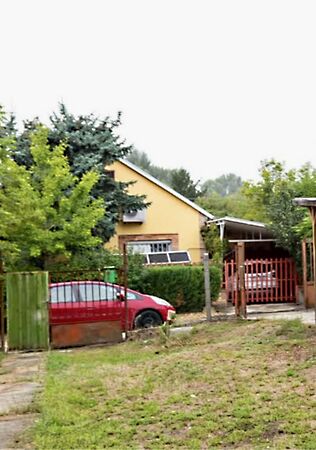 Eladó ház Göd, Felső-Göd