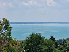 Eladó nyaraló Balatonalmádi