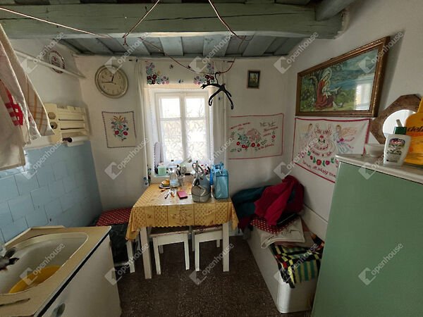 Eladó ház Orosztony