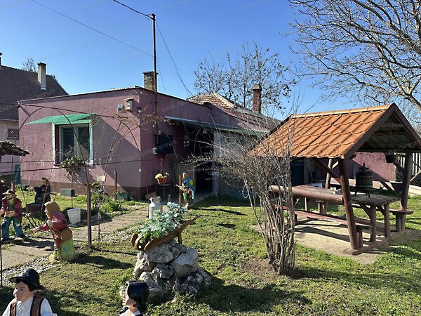 Eladó ház Jánoshalma