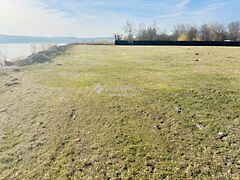 Eladó földterület Balatonkenese