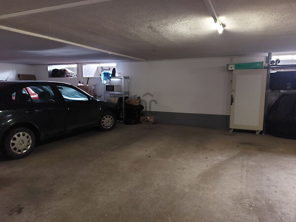 Eladó garázs Debrecen, Széchenyi-kert