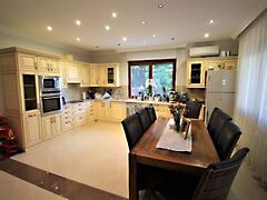 Eladó ház Mogyoród