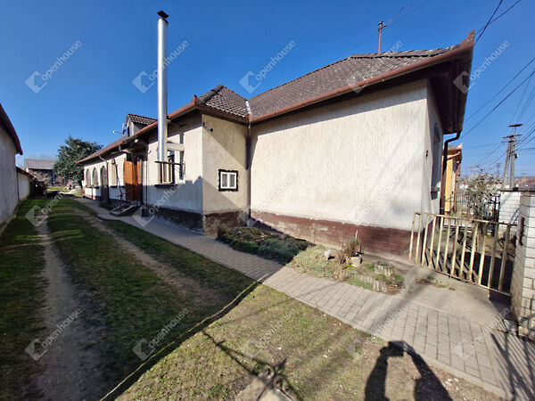 Eladó ház Fityeház