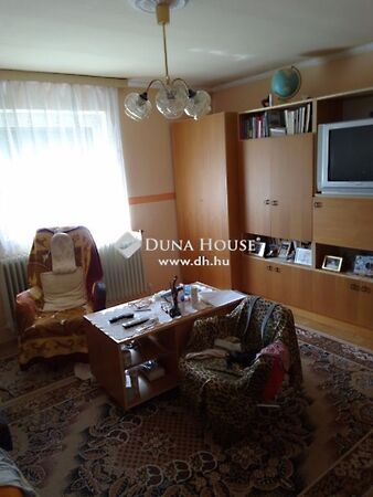 Eladó ház Tiszaalpár