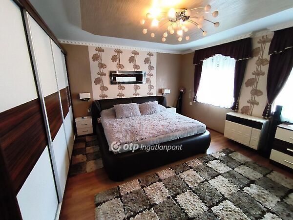 Eladó ház Kunhegyes