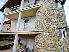 Eladó nyaraló Bár