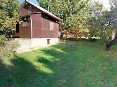 Eladó nyaraló Budakeszi