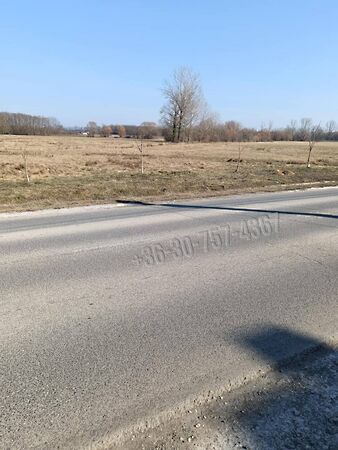 Eladó földterület Vácrátót