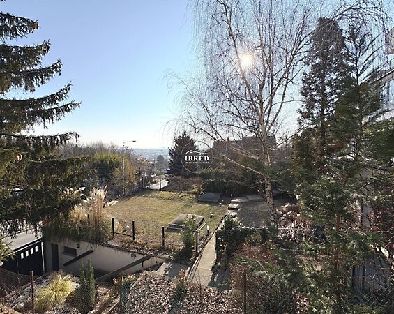 Eladó ház Budapest, III. kerület, Táborhegy