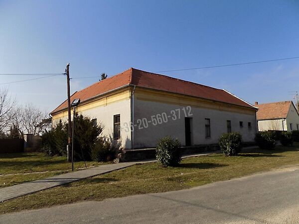 Eladó ház Egyházaskesző