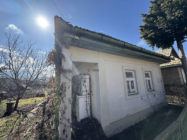 Eladó ház Cserháthaláp