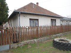 Eladó ház Albertirsa