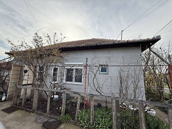 Eladó ház Biharnagybajom
