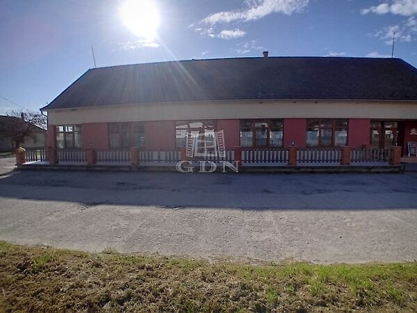 Eladó üzleti Érsekcsanád