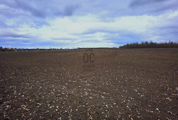 Eladó földterület Polgár