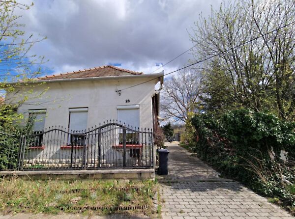 Eladó ház Lovasberény