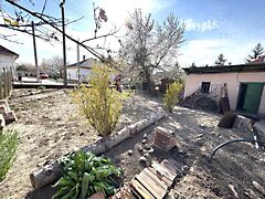 Eladó földterület Üllő