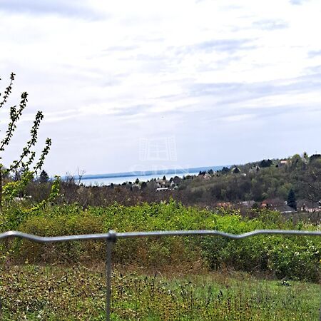 Eladó földterület Balatonkenese