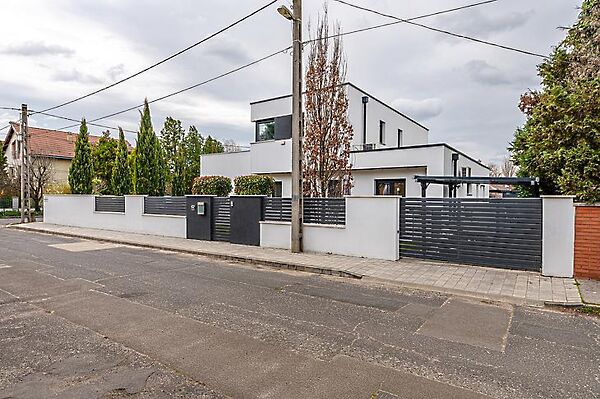 Eladó ház Budapest, X. kerület