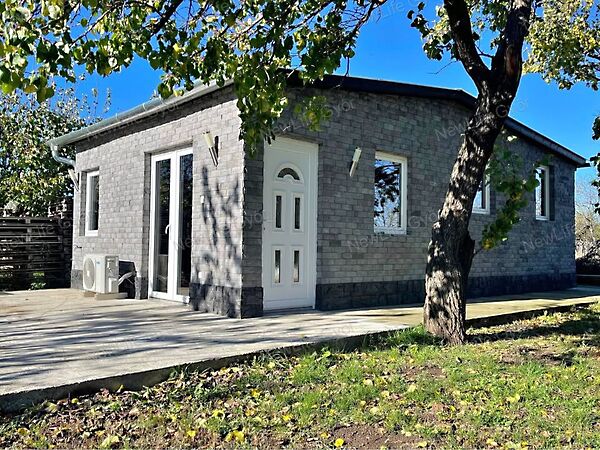 Eladó ház Győr, Sashegy