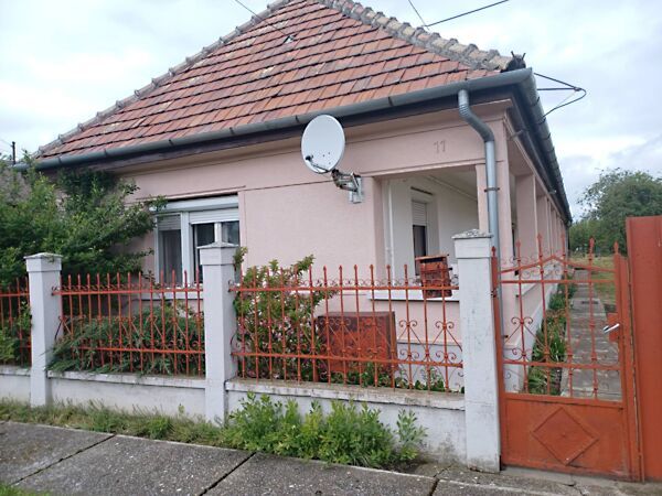 Eladó ház Halmaj