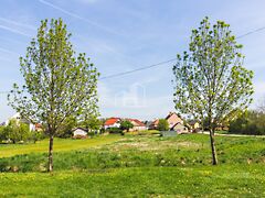 Eladó földterület Nagyesztergár