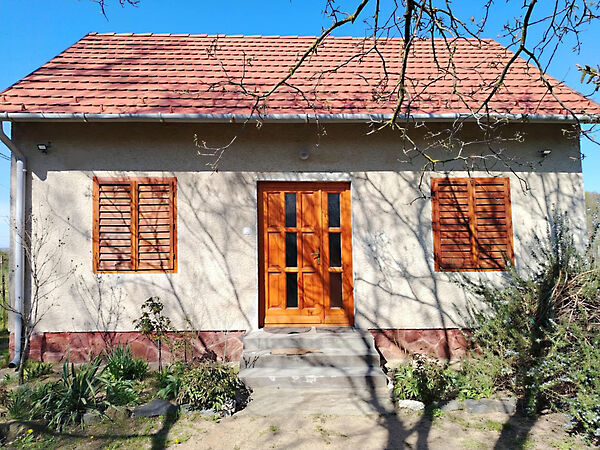 Eladó ház Szigliget