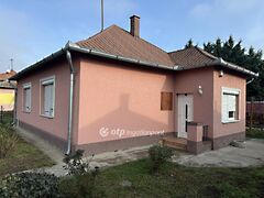 Eladó ház Tiszafüred