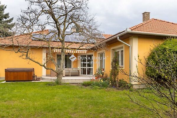 Eladó ház Gárdony