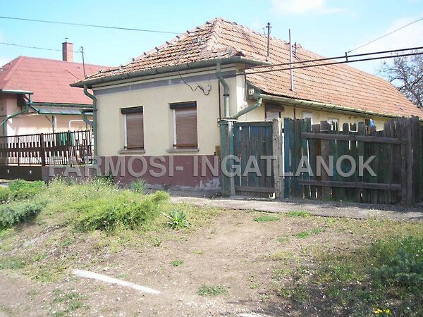 Eladó ház Mezőkövesd