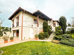 Eladó ház Mogyoród