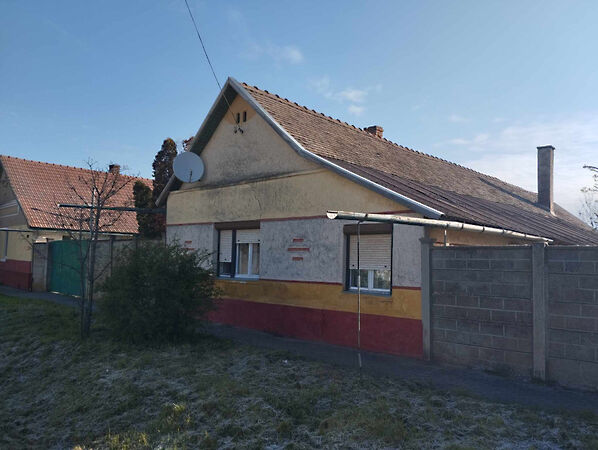 Eladó ház Királyhegyes