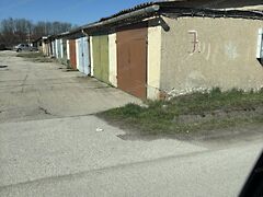 Eladó garázs Oroszlány