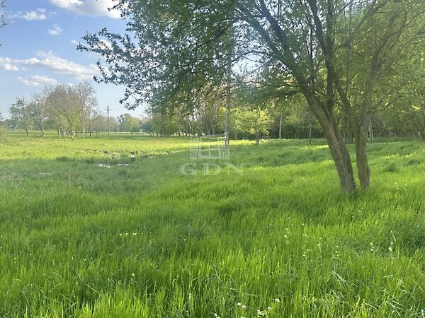 Eladó földterület Balatongyörök