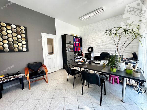 Eladó üzleti Siklós