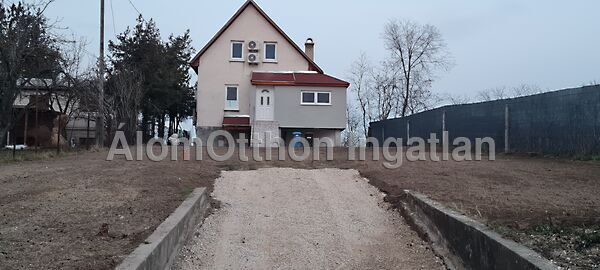 Eladó ház Kulcs