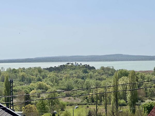 Eladó ház Vonyarcvashegy