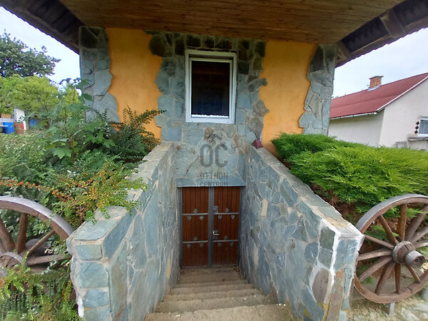 Eladó ház Kiscsehi