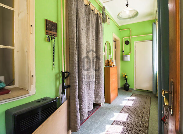 Eladó lakás Szekszárd